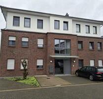 Schöne 2 Zimmer DG Wohnung mit Balkon und Stellplatz - Dinklage