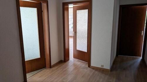Foto - Gut geschnittene Erdgeschoss-Wohnung mit großer Terrasse