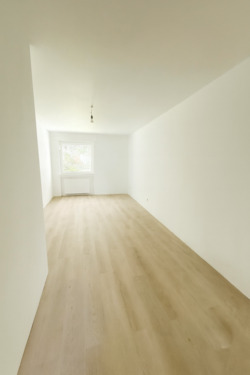 Foto - 5,2% Sanierte EG-2-Z Wohnung mit Garten und Küche