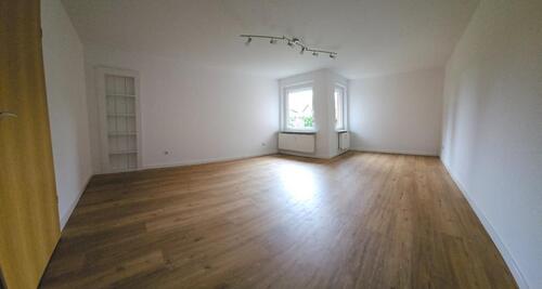 Foto - Wohnung EG 3 Zimmer mit Terrasse und Stellplatz