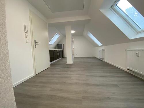 Foto - Helle 2,5 Zimmer Wohnung - 765,00 EUR Kaltmiete,