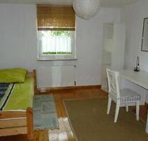 Möbliertes Zimmer mit eigenem Bad - Tapfheim