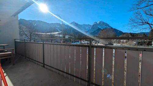 Foto - Helle, 53 m², 2-Zi. Wohnung mit Balkon, EBK, Loisachzugang