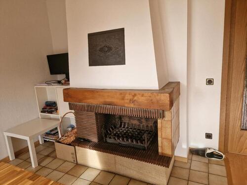 Foto - 3 Zi.100m2,Offener Kamin,Bodenheizung,Süd Balkon,Panorama Fenster