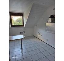 Helle 3 ZiKüBad mit Wanne Dusche BalkonKlimaanl Silberhölle - Ubstadt-Weiher