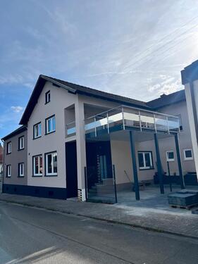 Foto - MFH mit 5 Wohnungen in Top Lage von Hütschenhausen