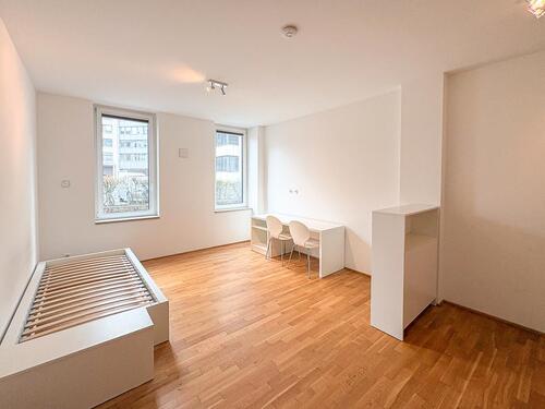 Foto - 1 Zimmer Erdgeschoßwohnung zur Miete in Frankfurt am Main