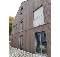 Sehr schöne 2 ZW , Energie-Effizienz-Haus ,Waldnähe in Donaustauf