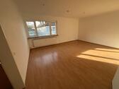 Foto - Helle 3-Zimmer-Wohnung im 1. OG, 87 m² mit Balkon ab 01.06.