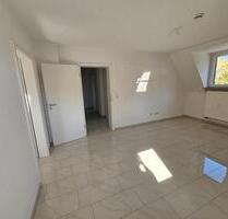 Do-Dorstfeld, Uni-nähe, 51 qm DG-Komfort-Whg, Einkaufsmöglichkeit - Dortmund Hombruch