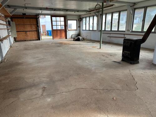 Foto - Werkstatt KFZ Garage Aufbereitung + Dachboden Lager