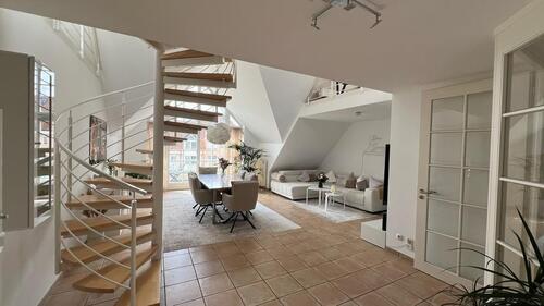 Foto - Großzügige Maisonettewohnung - 1.600,00&nbsp;EUR Kaltmiete, ca.&nbsp; 134,00&nbsp;m&sup2;