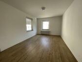 Foto - kleine 3-Zimmer mit Badewanne - 360,00 EUR Kaltmiete,