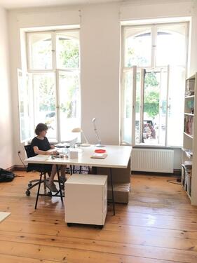 Foto - Zwei Arbeitsplätze in Bürogemeinschaft in Prenzlauer Berg