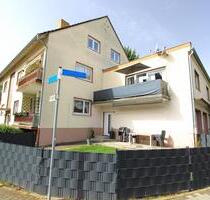 Provisionsfreie 3-Zimmer-Wohnung mit eigenem Hauseingang & 2 Balk - Flörsheim am Main