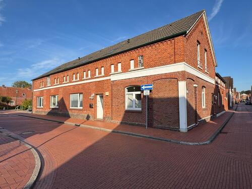 Foto - Frisch renovierte 2‑ZKB‑Erdgeschosswohnung mit eigener Eingangstür