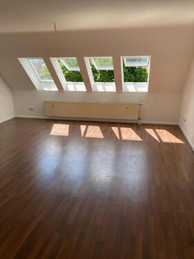 Foto - 3 Zimmer Dachgeschoßwohnung zur Miete in Reutlingen