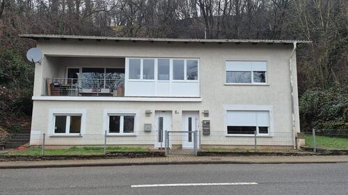 Foto - Provisionsfreies, renoviertes Dreifamilienhaus