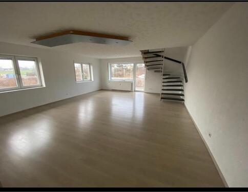 Foto - 2 Zimmerwohnung 96 qm2 mit EBK und Balkon direkt in Wehrheim