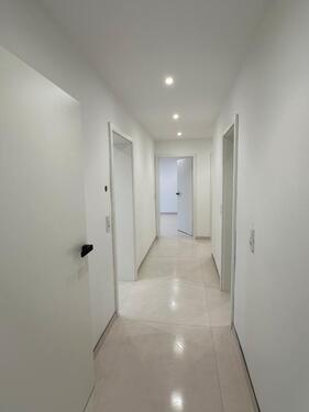 Foto - Kernsanierte 3 Zimmer Wohnung zu vermieten in Leihgestern