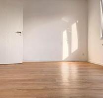 Frisch Renovierte 3 Zimmerwohnung in Mönchengladbach Eicken - Grefrath