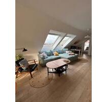 Exklusive, gepflegte 3-Zimmer-DG-Wohnung mit Balkon in Bühlertal