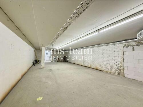 Foto - Lagerfläche in Amberg - 600,00 EUR Kaltmiete, ca.  200,00 m²