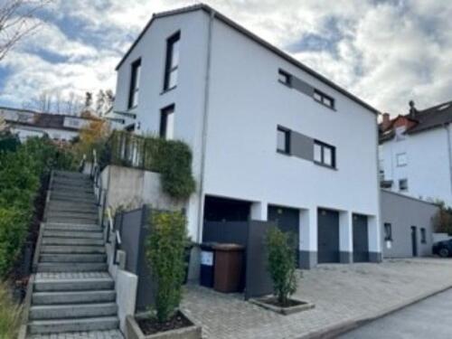 Foto - Modernes 5-Zimmer-Familienhaus mit Garten, Terrasse & viel Licht