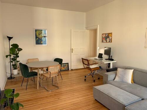 Foto - [Friedrichshain] Modern Altbau 2-room flat with kitchen separated