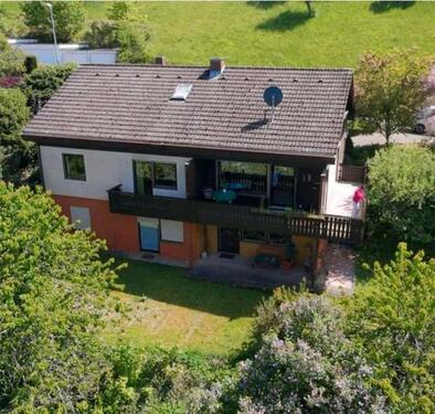 Foto - Einfamilienhaus mit Garten - 1.900,00 EUR Kaltmiete, ca.  145,00 m²