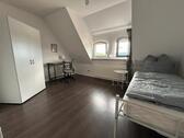 Foto - Helles Zimmer in 4-er WG - 600,00&nbsp;EUR Kaltmiete, ca.&nbsp; 30,00&nbsp;m&sup2;