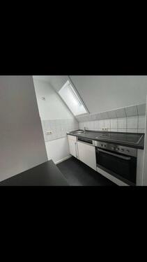 Foto - 12 Zimmer Dachgeschoßwohnung zur Miete in Stuttgart