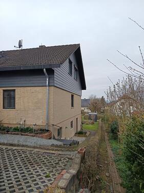 Foto - 8 Zimmer Mehrfamilienhaus, Wohnhaus in Niedenstein