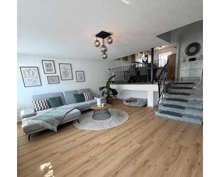 ETW Reihenhaus im Maisonette Stil mit Garten in BexbachHöchen