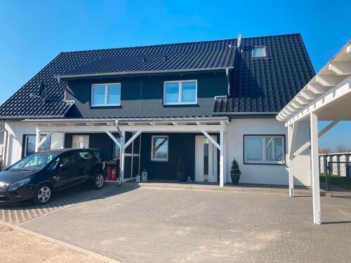 Foto - 7 Zimmer Doppelhaushälfte zum Kaufen in Papendorf