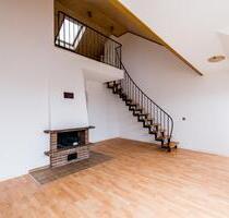 Exklusive 2,5-Zimmer-Dachgeschossw. mit Balkon Kamin - Dietzenbach
