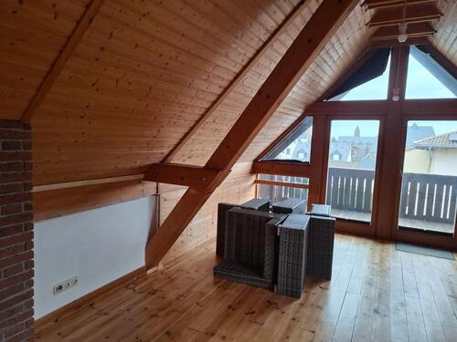 Foto - Dachgeschoßwohnung in Geisenheim zur Miete
