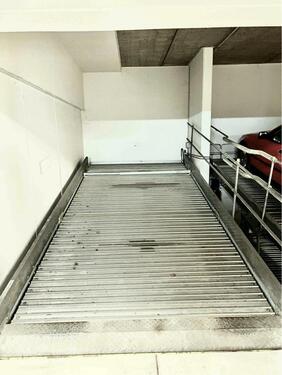Foto - Duplex Tiefgaragenstellplatz ( oben ) zu vermieten