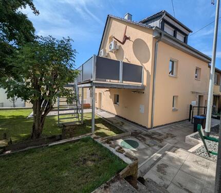 Foto - Kernsanierte Doppelhaushälfte zum Vermieten