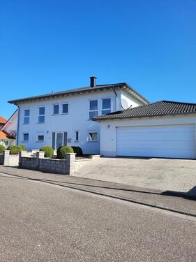 Foto - Einfamilienhaus in Hermersberg mit Doppelgarage