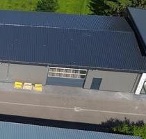 Gedämmte Lagerhalle für Gewerbe mit Sektionaltor in Dud-Westerode - Duderstadt