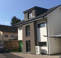 EFH, A+ Energiesparhaus, Erstbezug, Familienglück mit Garten - Wächtersbach