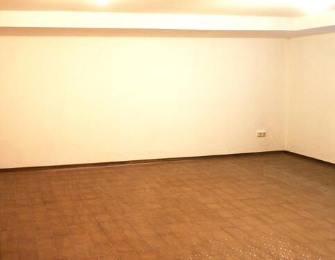 Foto - Keller,Lager, Lagerflächen,Hobbyraum nur an Privat ab 100.--