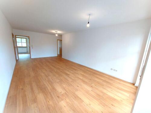 Foto - 4 Zimmer Etagenwohnung zur Miete in Regenstauf