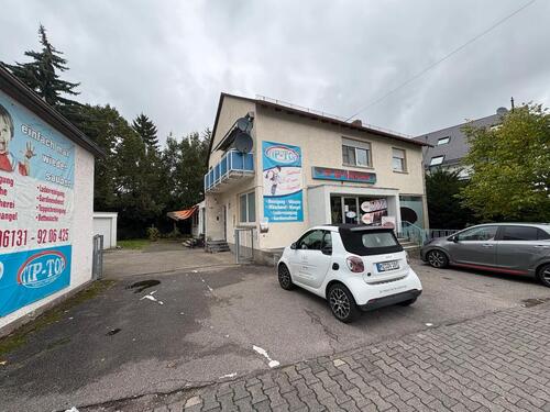 Foto - **Haus +Gewerbe + Lager zu vermieteten Mainz Finthen **