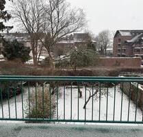 Etagenwohnung mit Balkon und wunderschönem Blick ins Grüne - Krefeld Benrad
