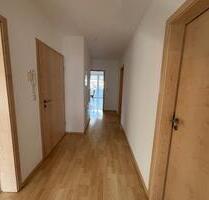 große 3-Raumwohnung mit Balkon, sofort bezugsbereit - Wurzen