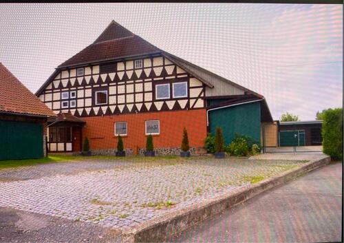 Foto - Gewerbehalle mit Büroflächen bei Göttingen -Viel Platz für Ideen