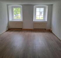 schöne ruhige EG 2- Raumwohnung im Grünen - Großschirma