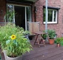 Hochparterre in Eilbek: Südterrasse, 3 Zimmer, Carport - Hamburg Wandsbek